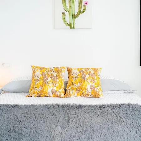 Panoramic Balcony, Sea And Sunsets Apartment *